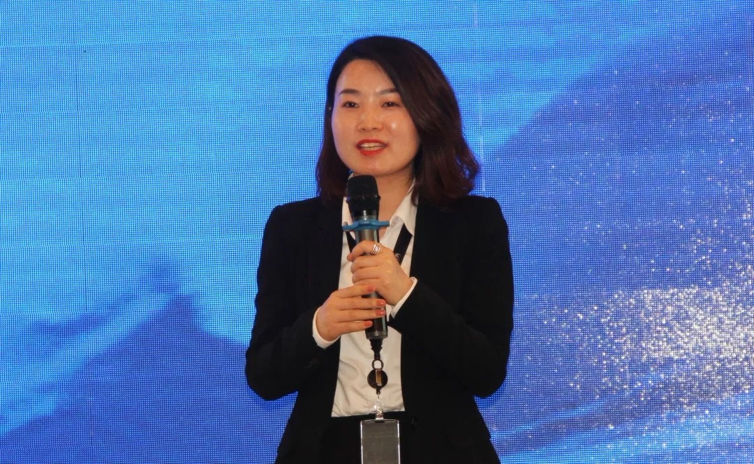 1561963328135494.jpg 640.webp (4).jpg