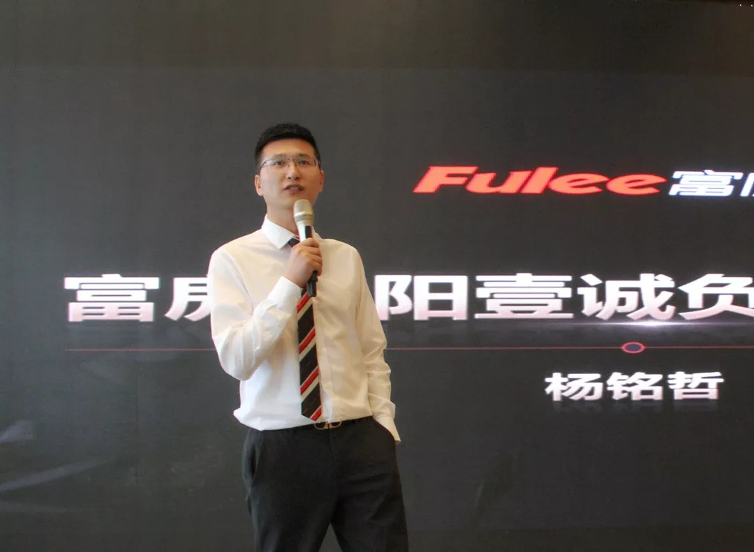 1561963993788342.jpg 640.webp (8).jpg